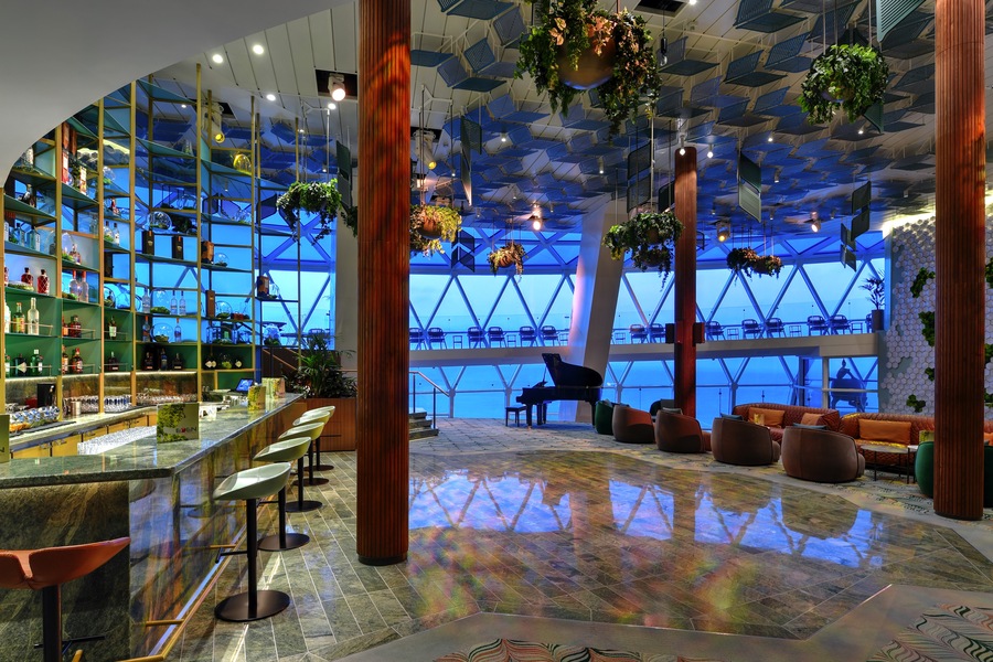 Celebrity Cruises Eden Restaurant 1.jpg